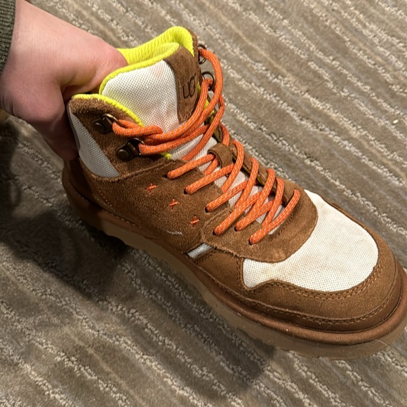 UGG Highland Hi Heritage Sneaker - Picture 5 of 5